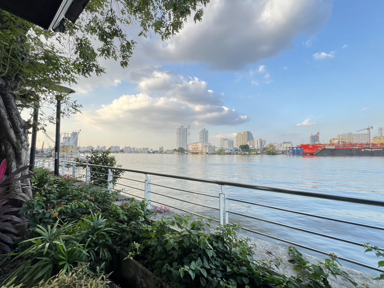 ขายคอนโด ไอวี่ ริเวอร์ คอนโดมิเนียม - Sell Condo Ivy River condominium - 3068683