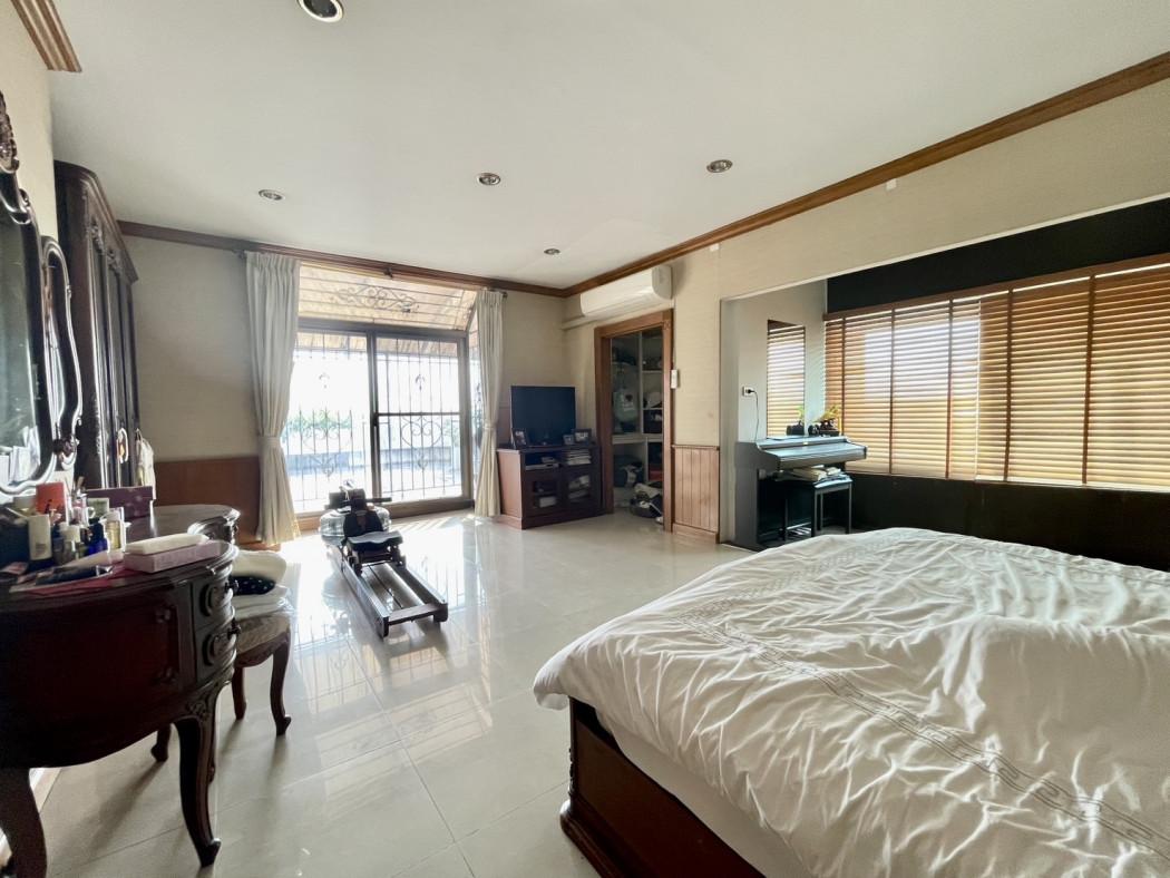 ขายคอนโด คันทรีคอมเพล็กซ์ บางนา คอนโดมิเนียม - Sell Condo Country Complex Bangna condominium - 3090870