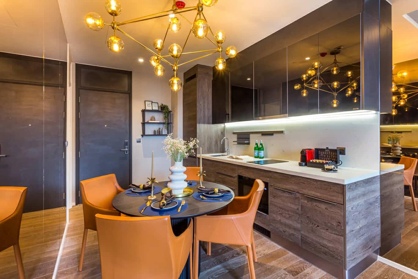 ขายคอนโด มิวนีค หลังสวน คอนโดมิเนียม - Sell Condo Muniq Langsuan condominium - 3140849