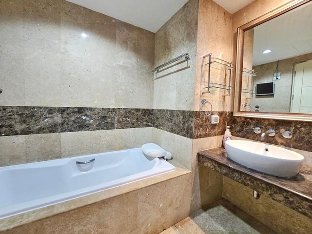 ขายคอนโด เออร์บานา สาทร คอนโดมิเนียม - Sell Condo Urbana Sathorn condominium - 3161028