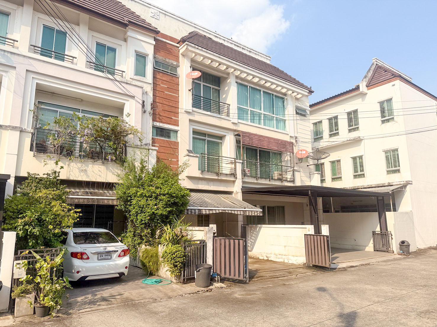 ขายคอนโด บ้านกลางเมืองUrbanion พระราม9 วงแหวน - Sell Condo   - 3168213