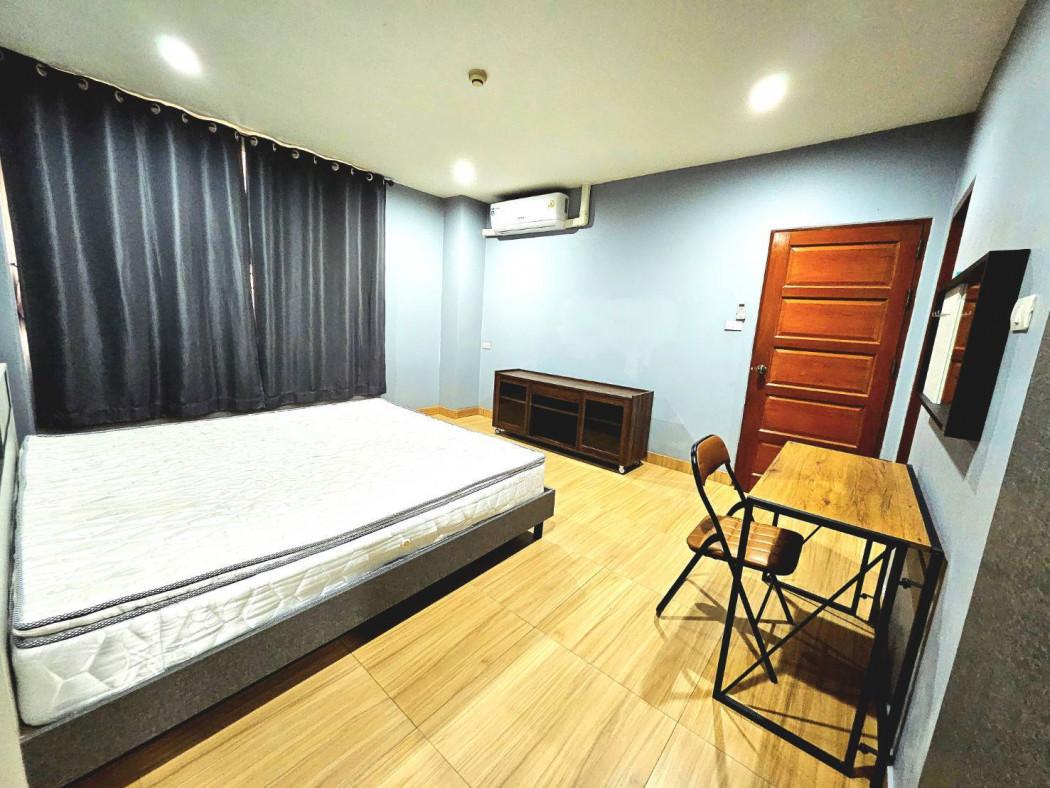 เช่าคอนโด กลางกรุงรีสอร์ทคอนโด - Condo Rental   - 3168681