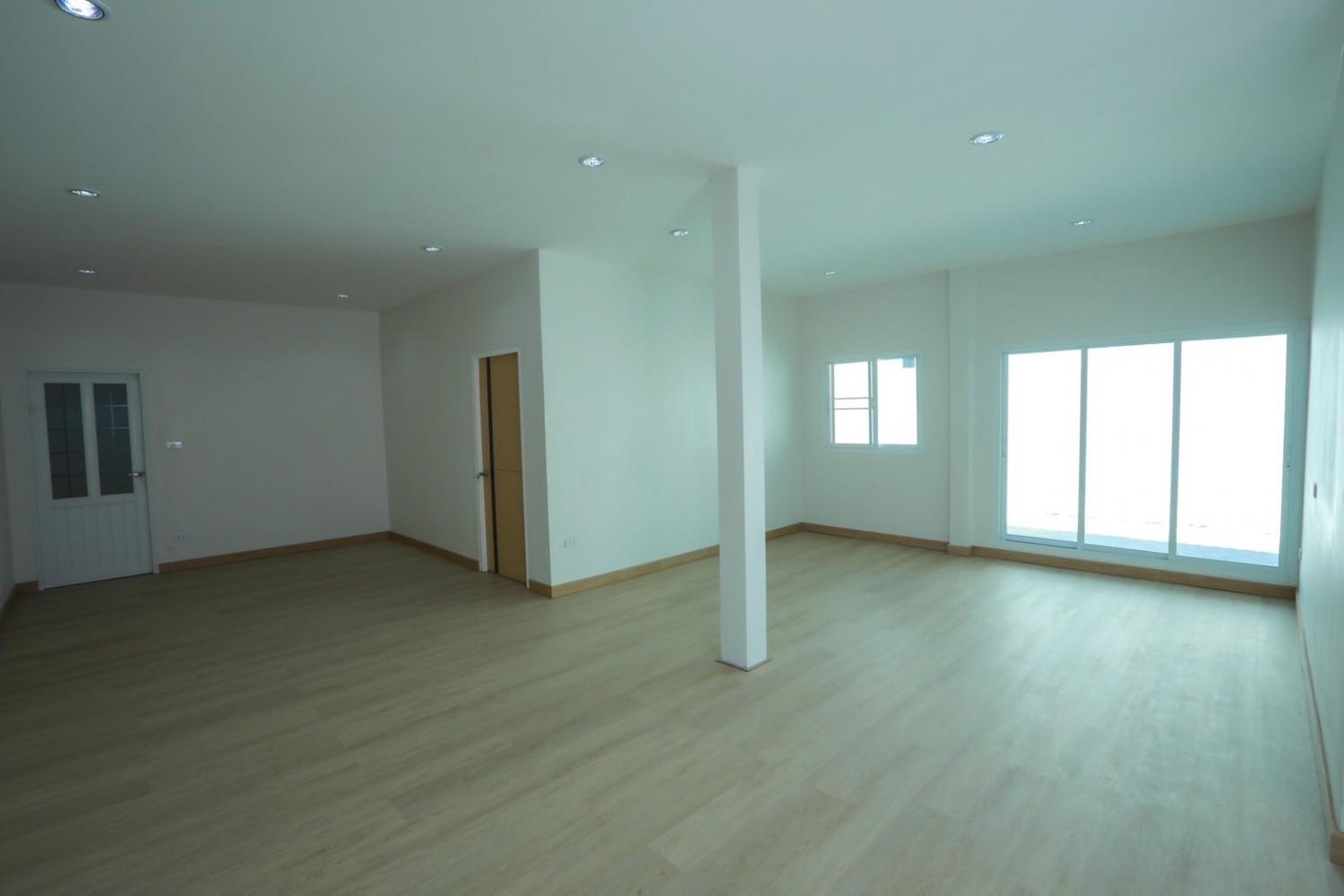 ขายคอนโด ขายบ้านเดี่ยวหลังมุม หมู่บ้านภูแสงตะวัน อำเภอเมือง ระยอง - Sell Condo   - 3171775