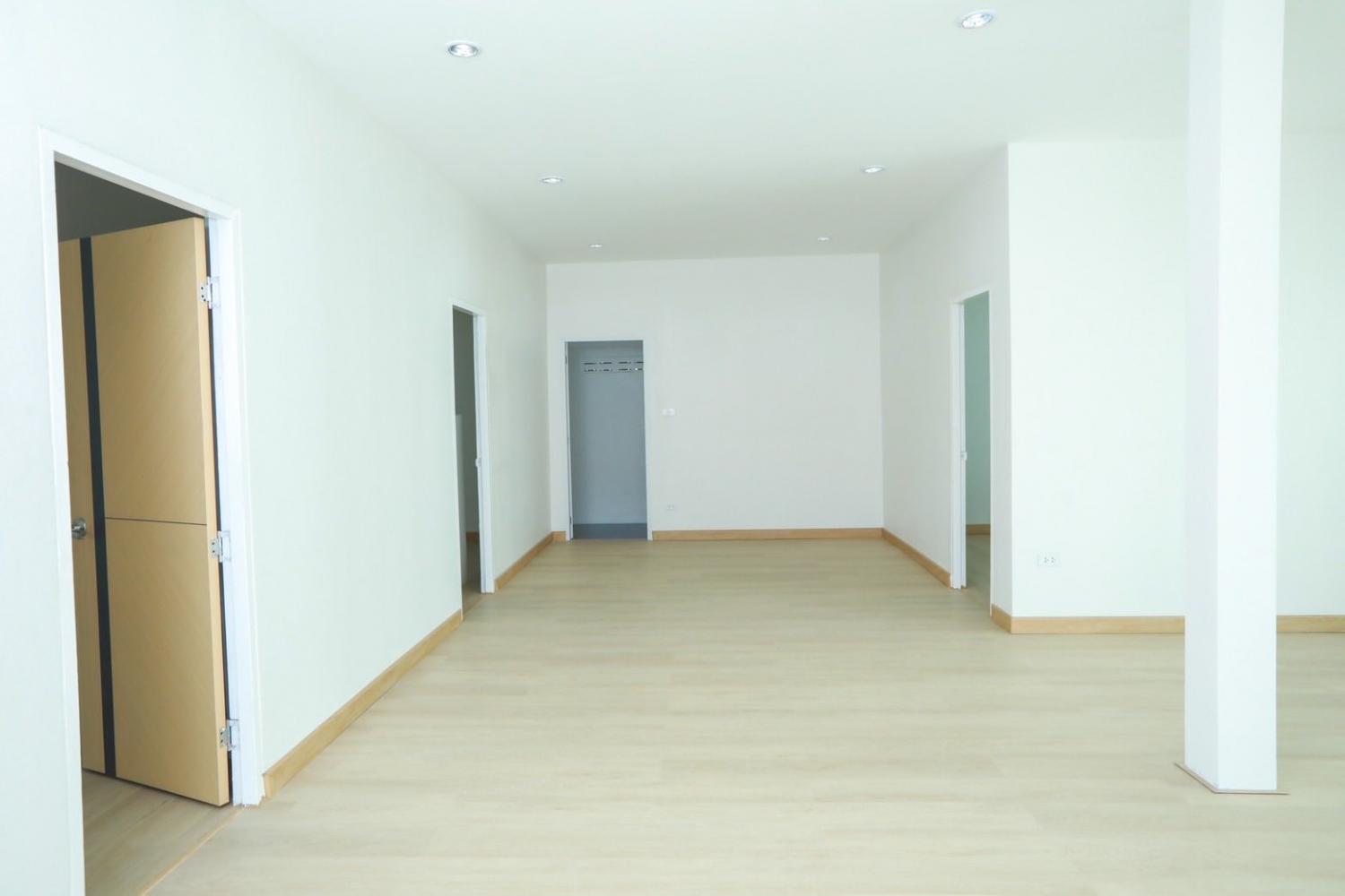 ขายคอนโด ขายบ้านเดี่ยวหลังมุม หมู่บ้านภูแสงตะวัน อำเภอเมือง ระยอง - Sell Condo   - 3171783