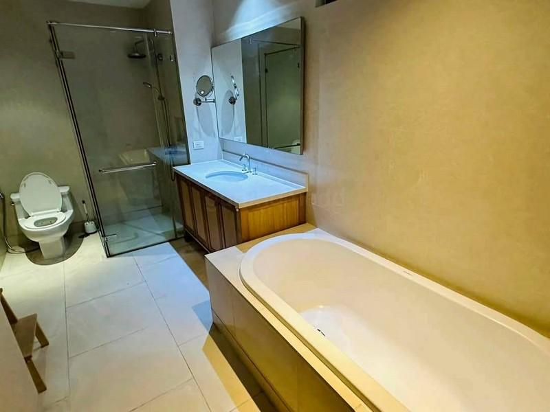 เช่าคอนโด ดิ เอ็มโพริโอ เพลซ คอนโดมิเนียม - Condo Rental The Emporio Place condominium - 3172521